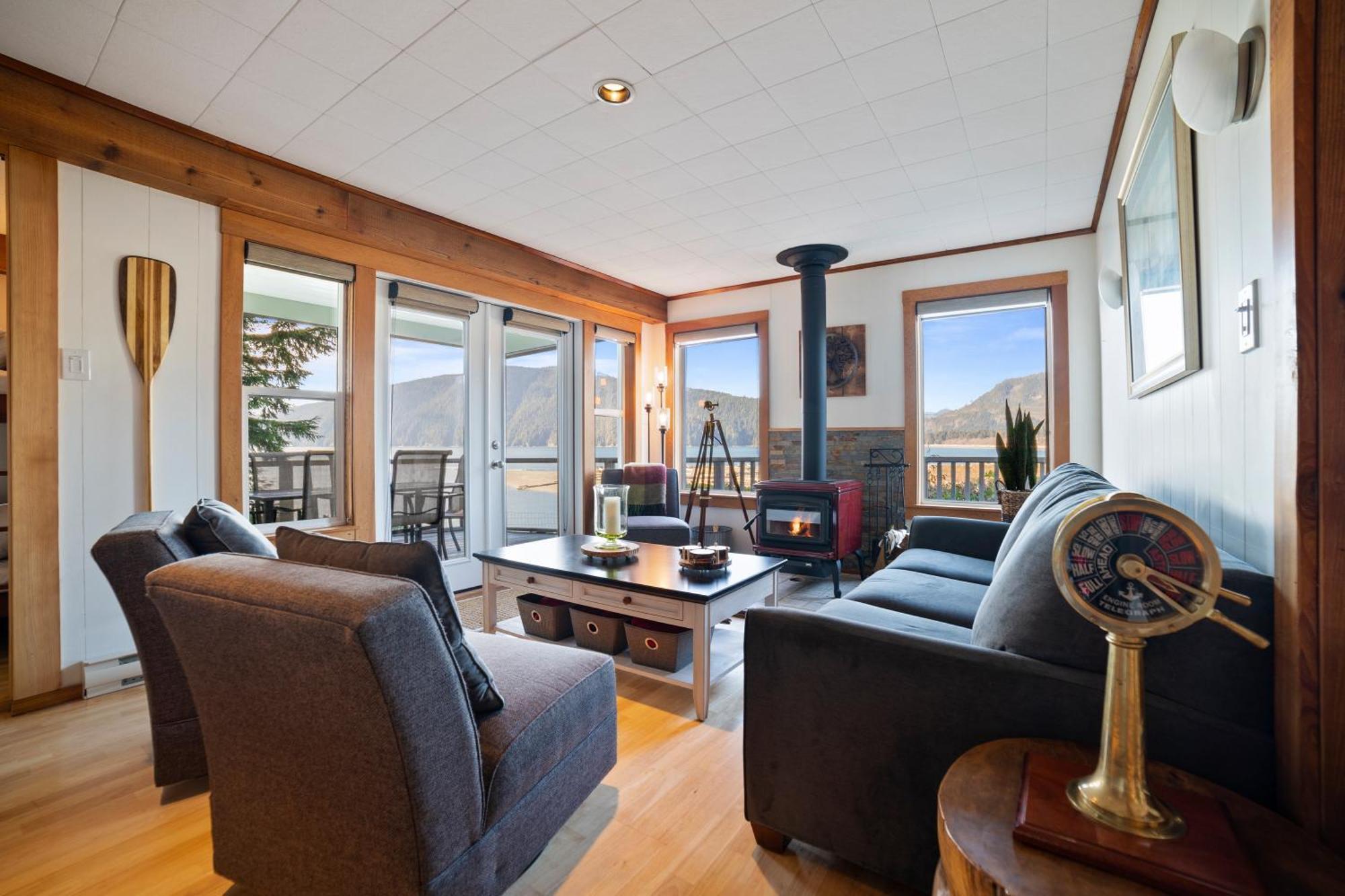 Handsome Dan'S Vacation Cottage Rentals Port Renfrew Luaran gambar