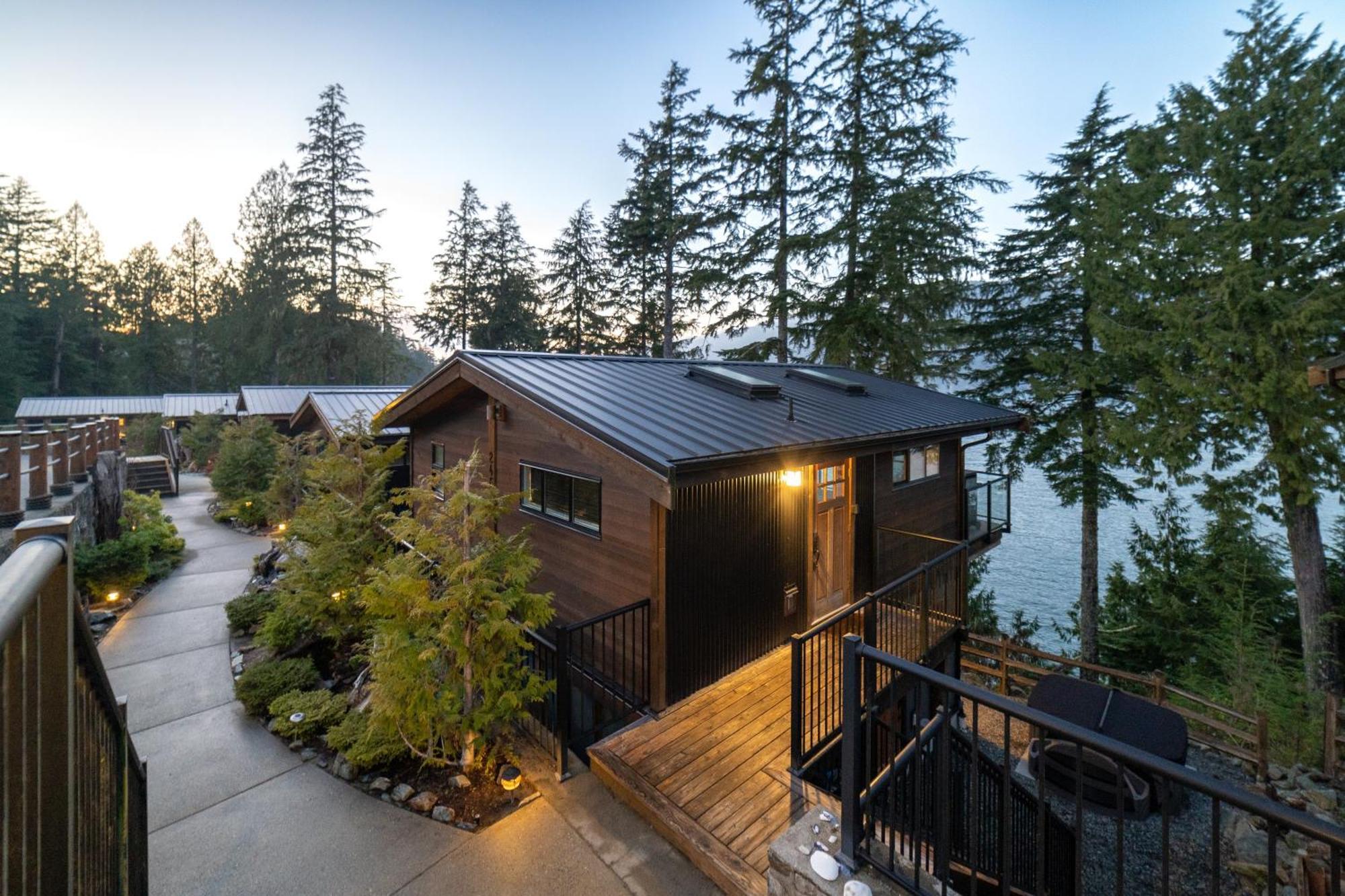 Handsome Dan'S Vacation Cottage Rentals Port Renfrew Luaran gambar