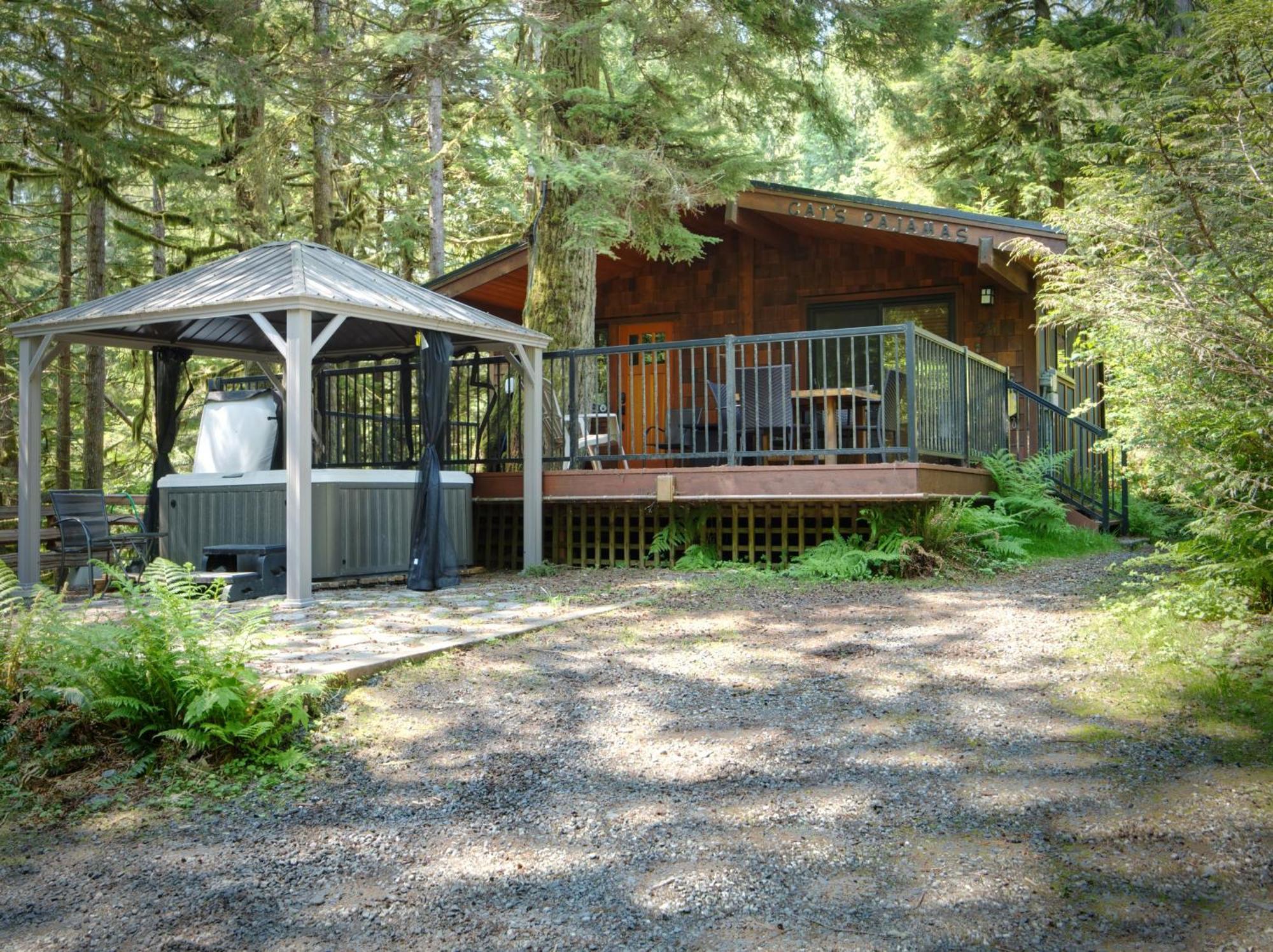 Handsome Dan'S Vacation Cottage Rentals Port Renfrew Luaran gambar